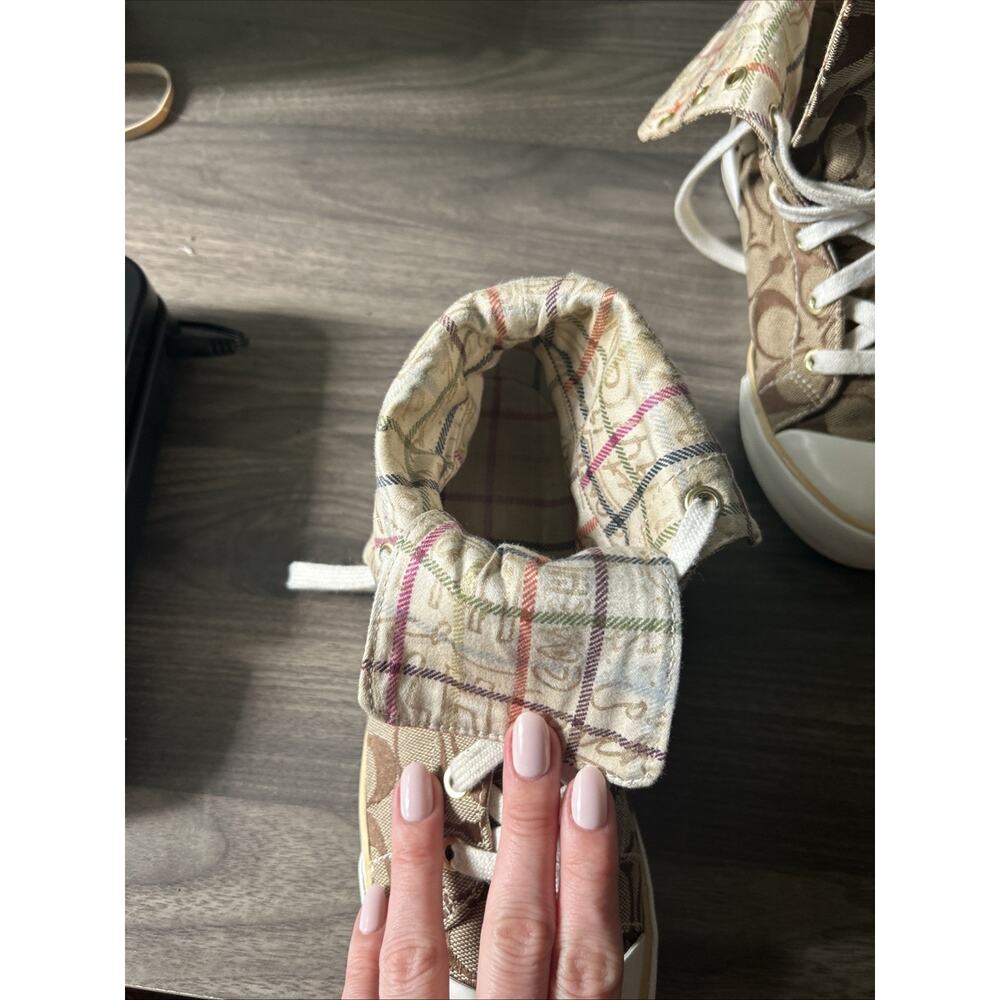 Coach Women’s Size 7B Bonney high Top Converse Style Sneakers - Picture 11 of 13